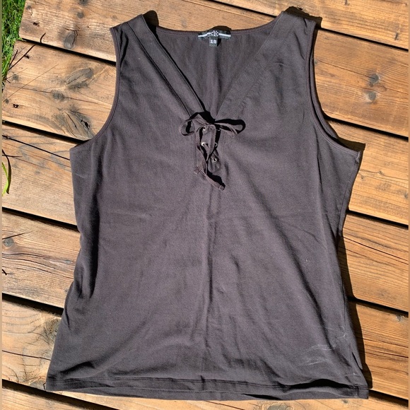 CYC Black cami - Picture 2 of 4